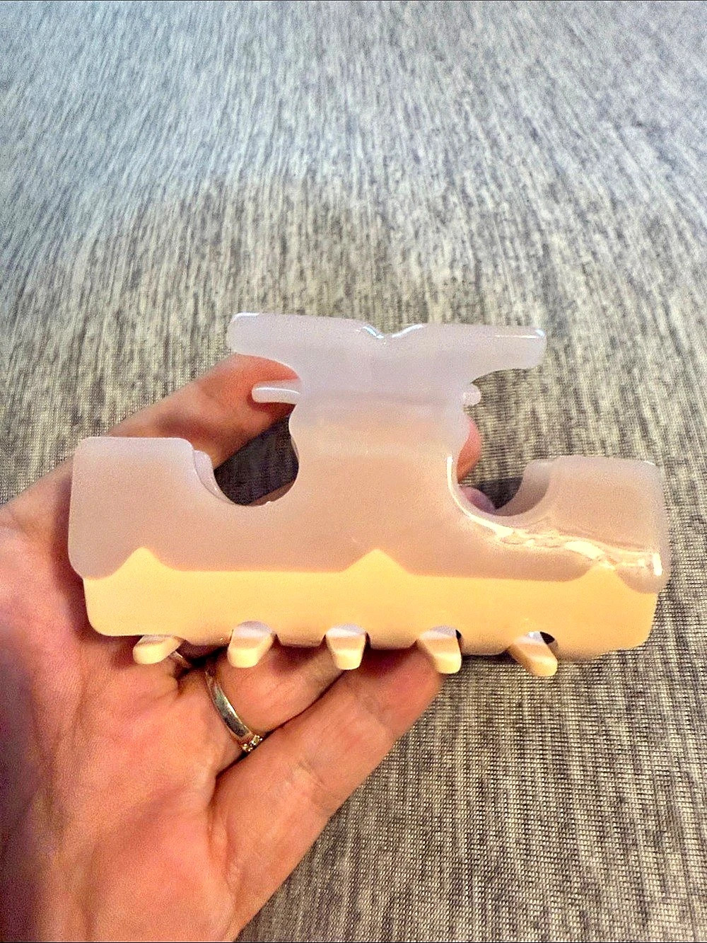 Tory burch Pink Hair Claw Clip